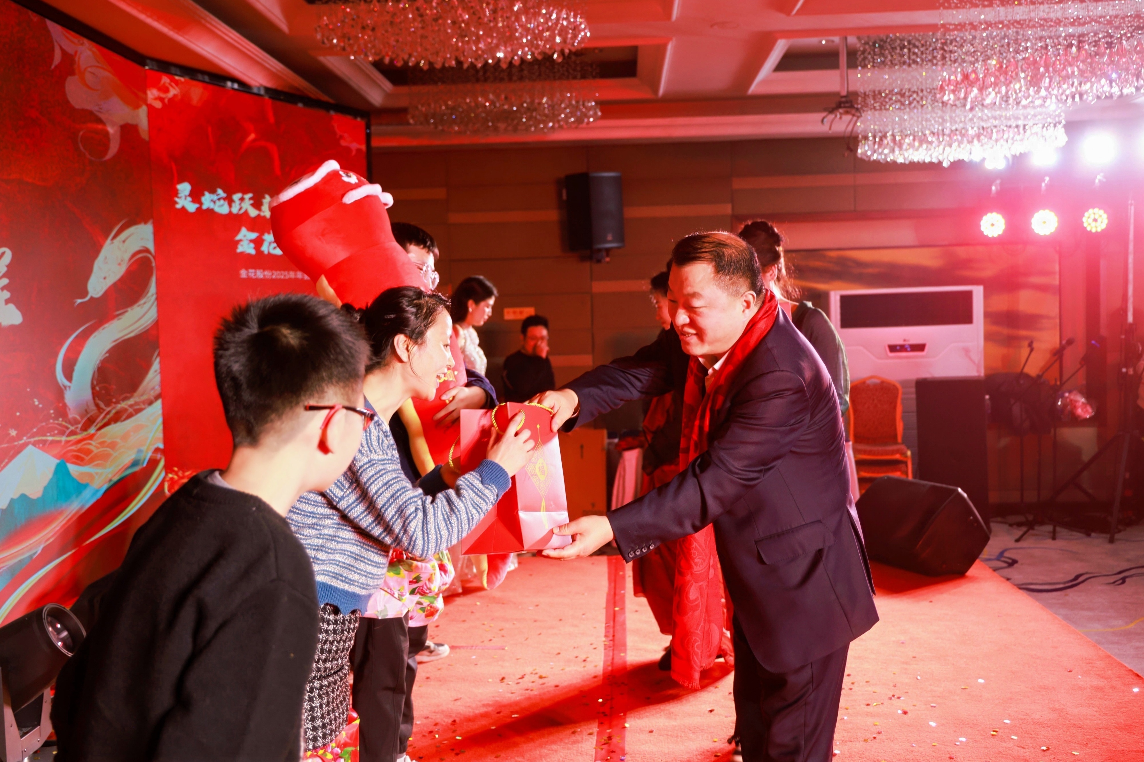 仲博cbin股份2025年年会